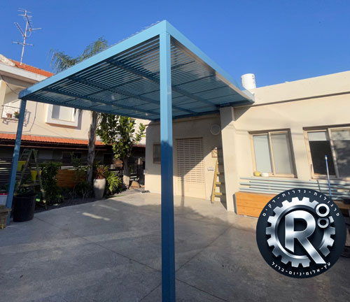 פרגולה-כחולה